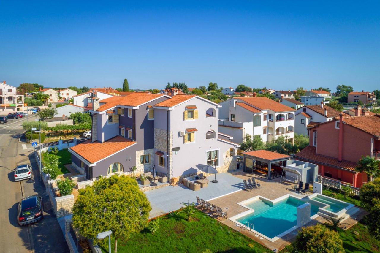 Villa Zorica Porec Exterior photo